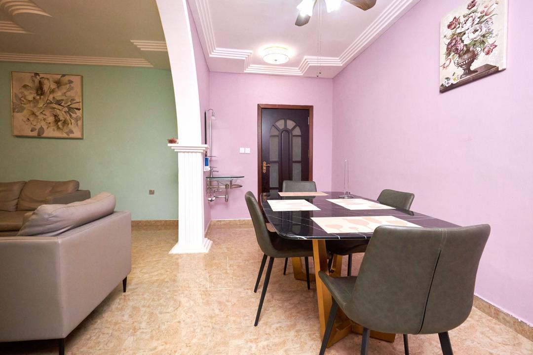 Deluxe One Bedroom Apartment